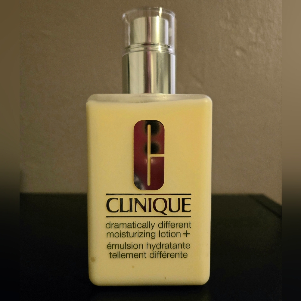 Clinique Dramatically Different Moisturizing Lotion+